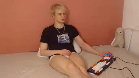 Oliver online show from March 2026 01:09:01 AM