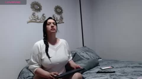 Olivia Gonzales online show from July 2026 10:32:01 AM