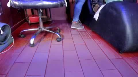   online show from January 2025 12:50:02 PM