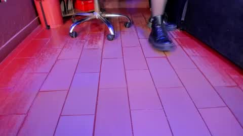   online show from March 2025 01:06:02 PM