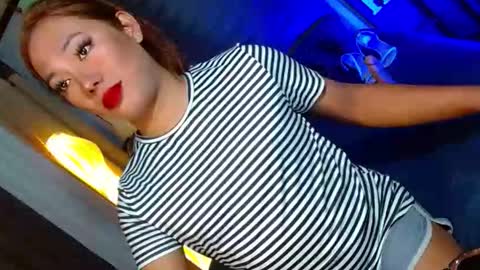 Miss OLIVIA online show from April 2026 12:31:01 PM