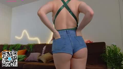 Olivia online show from February 2026 02:32:02 AM