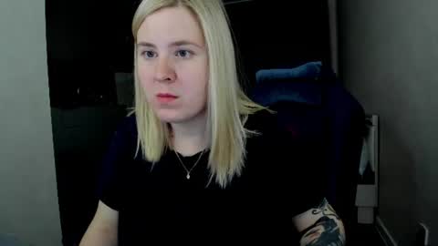 Snapshot of oliviamunk chatting on June 2026 03:46:02 AM . online show from June 2026 03:46:02 AM