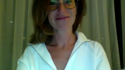 Snapshot of olyra11 chatting on June 2026 07:26:01 PM olyra11 online show from June 2026 07:26:01 PM