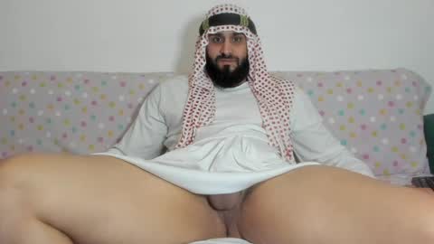 Snapshot of omar_xoxo chatting on May 2026 06:53:01 AM Omar online show from May 2026 06:53:01 AM