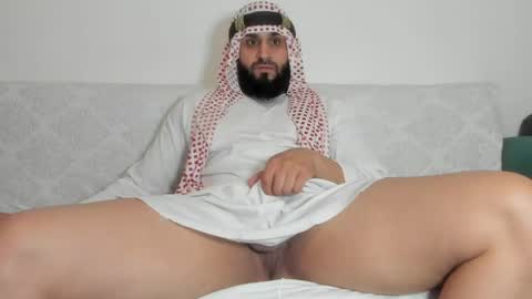 Snapshot of omar_xoxo chatting on May 2026 08:50:02 PM Omar online show from May 2026 08:50:02 PM