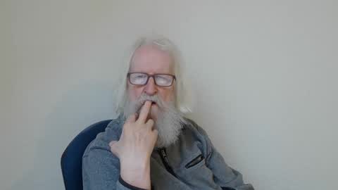 Somewhere over the rainbow online show from January 2026 07:57:02 AM