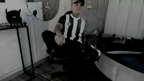Snapshot of onceagain97_ chatting on June 2026 07:51:02 PM ... online show from June 2026 07:51:02 PM