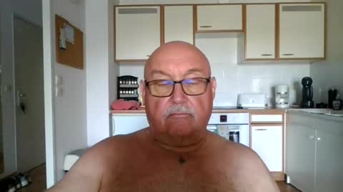Onemoretimebis online show from June 2026 07:00:02 AM