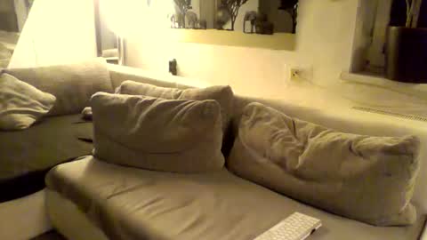 .....mICha..... online show from January 2025 12:14:02 AM