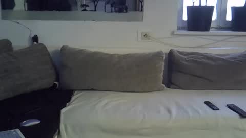 .....mICha..... online show from October 2025 07:17:02 AM