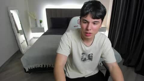 Rafael online show from April 2026 01:05:01 AM