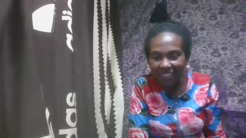 onorine online show from November 2025 05:04:01 PM