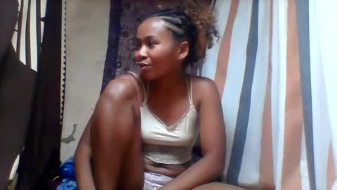 oooozafiette online show from July 2026 08:57:02 PM