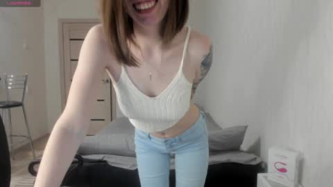 Britney online show from February 2025 06:00:01 AM