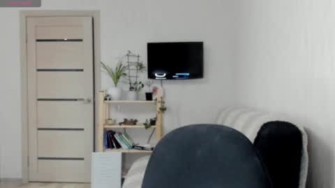 Britney online show from September 2025 07:05:01 PM