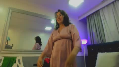 Oriana  online show from March 2026 10:32:02 AM