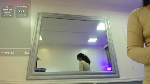 Snapshot of oriana_jhonson chatting on June 2026 12:55:01 PM Oriana online show from June 2026 12:55:01 PM
