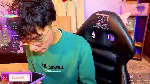 Snapshot of osamu_tay chatting on June 2026 04:34:01 AM osamu_tay online show from June 2026 04:34:01 AM