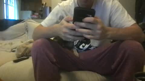 Snapshot of ossignol_xxx chatting on December 2025 05:51:01 PM rossignol online show from December 2025 05:51:01 PM