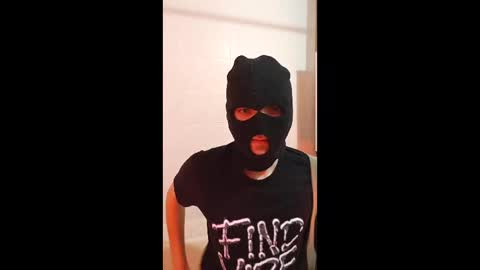 Shy Otter online show from April 2026 10:47:02 AM