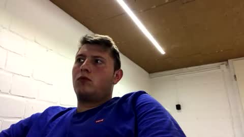 outflayd online show from April 2026 10:22:01 PM