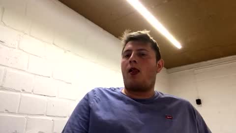 outflayd online show from April 2026 10:12:02 PM