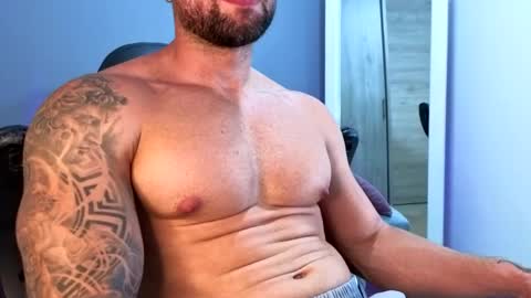 Maximus Owen online show from April 2026 08:12:02 PM