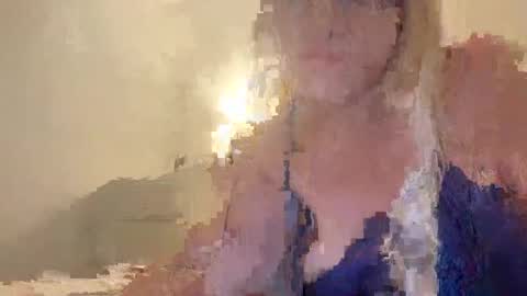 oxajxo online show from March 2026 06:57:01 PM