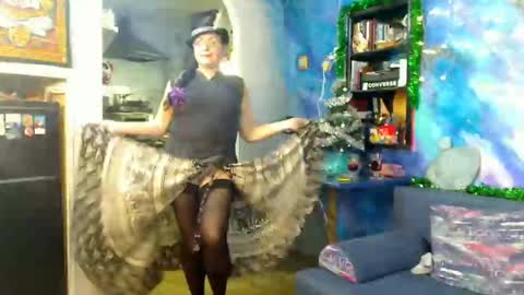 Ozzy Helen online show from December 2024 06:39:02 PM