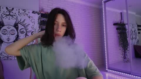 Alice online show from December 2024 03:47:02 AM