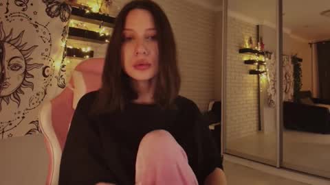 Alice online show from December 2024 11:10:01 PM