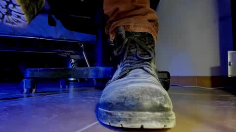 Snapshot of pablomenesssl chatting on February 2026 05:20:01 PM Pablo Meness online show from February 2026 05:20:01 PM