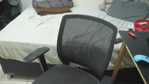 Snapshot of packmanmx chatting on January 2025 04:10:01 AM Alberto online show from January 2025 04:10:01 AM