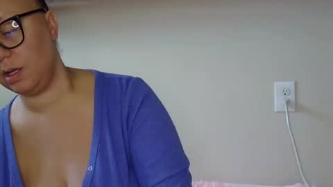 Paislee Haze online show from November 2025 04:28:02 PM