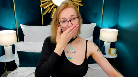 Kate online show from May 2026 12:21:01 PM