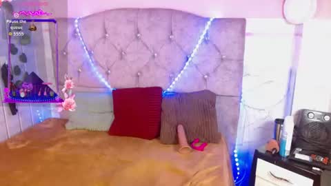 Snapshot of pamela_anderssom chatting on June 2026 04:35:01 AM Pamela Andersom online show from June 2026 04:35:01 AM