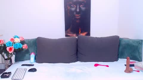 Snapshot of pamela_issy chatting on January 2025 12:15:01 PM PAMEL ISSY online show from January 2025 12:15:01 PM