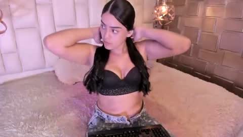 pamela_richardson online show from July 2026 07:35:02 PM