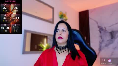 Paola online show from May 2026 01:11:01 AM