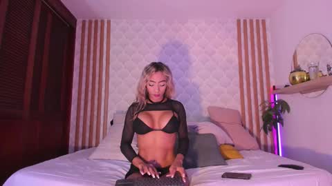 Pamela online show from March 2026 11:22:02 PM