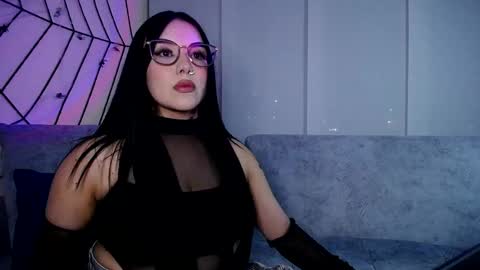 pandora__1 online show from October 2025 11:38:01 PM