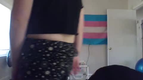 Snapshot of panmeow1995 chatting on April 2026 04:27:01 PM Puppyslut online show from April 2026 04:27:01 PM