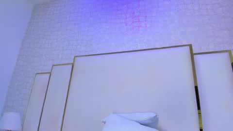 Paola  online show from April 2026 09:46:02 AM