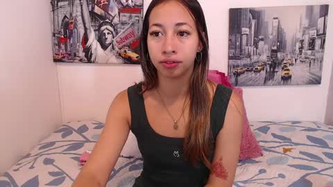 Paola online show from April 2026 12:05:02 PM