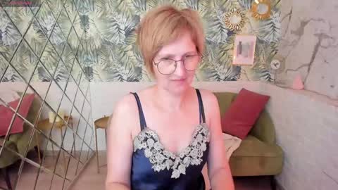 Paris online show from May 2026 06:09:01 PM