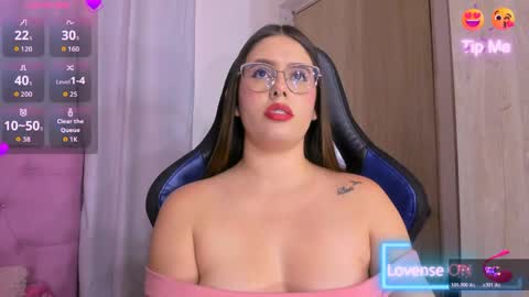Snapshot of parisshayk chatting on June 2026 06:30:01 PM Paris online show from June 2026 06:30:01 PM