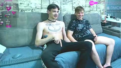 Snapshot of passionate_bonds chatting on June 2026 02:01:02 AM Max tall dark-haired guy with tattoos and Phil blond-haired online show from June 2026 02:01:02 AM