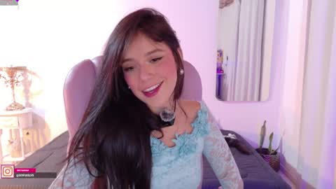 Sofa online show from April 2026 04:23:02 AM