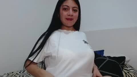 pau cute online show from April 2026 09:29:02 PM